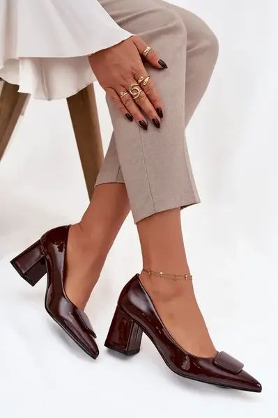 Dámské lodičky z eko kůže s ozdobou