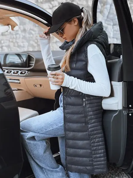 Dámska prešívaná vesta s kapucňou