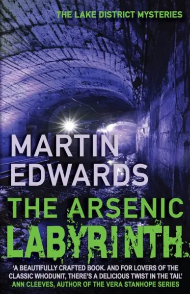 The Arsenic Labyrinth - Martin P. Edwards