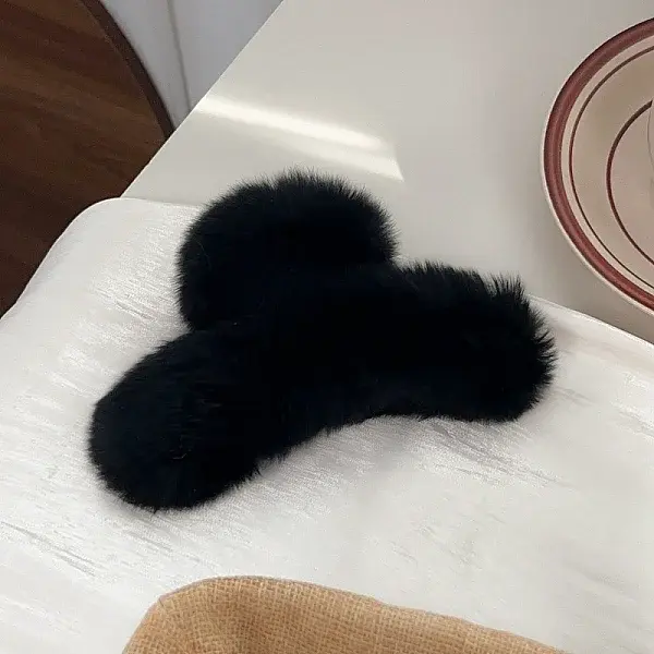 Plush Claw Hair Clips