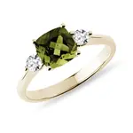 Zlatý prsteň s vltavínom vo výbruse cushion a briliantmi KLENOTA