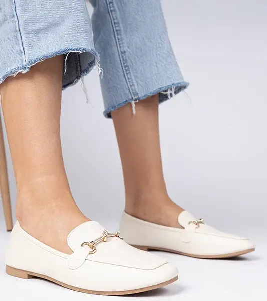 Gemre Beige elegant loafers with gold decoration and rhinestones Kalisa