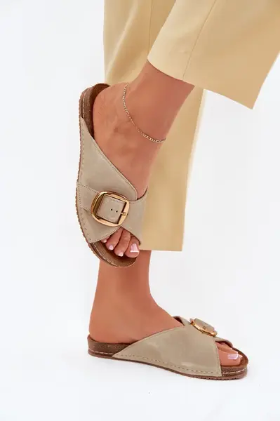 Kožené Pantofle Se Zlatou Sponou Maciejka