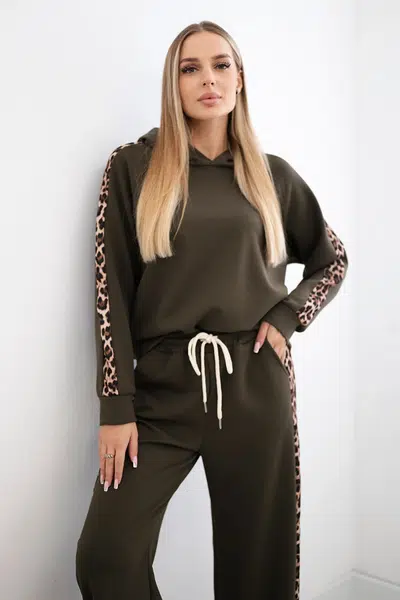 Kesi Włoski Viskózová súprava s leopardími prúžkami khaki