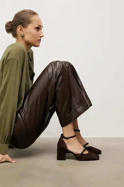 Semišové lodičky Answear.LAB