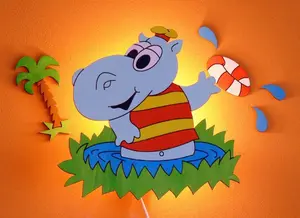 Lampička hroch v tričku + dekorace