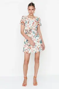 Dámské šaty Trendyol Ecru