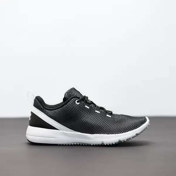 Under Armour UA W Squad 2 36,5 BLACK / WHITE / WHITE