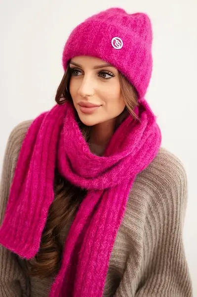 Kesi Dámsky komplet čiapka a dlhý šál z mäkkej priadze fuksia