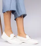 Gemre White women's loafers with a gold ornament Senna