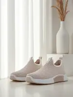 Resti Women's sports shoes made of material Agafia