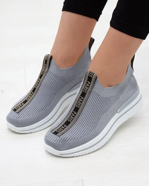 Resti Women's slip-on sports shoes with lettering in gray Cerppa- Footwear