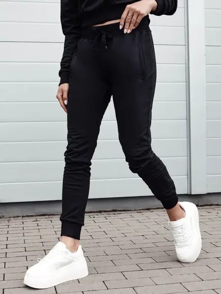 Dámské černé tepláky FITS