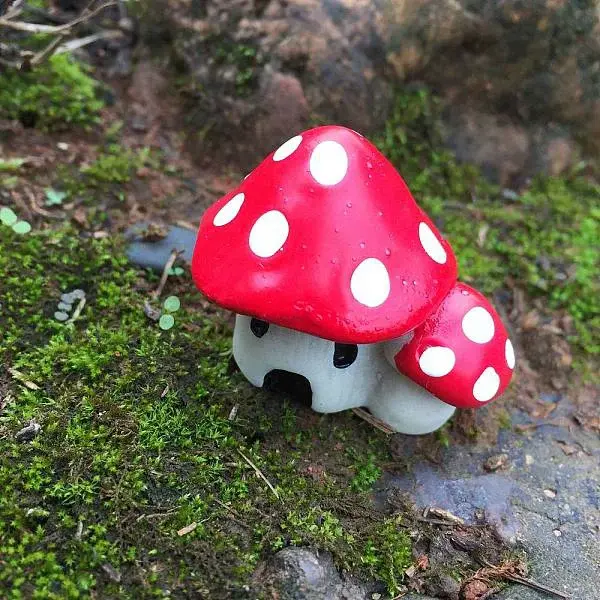 Resin Mushroom Mini Model Display Decorations