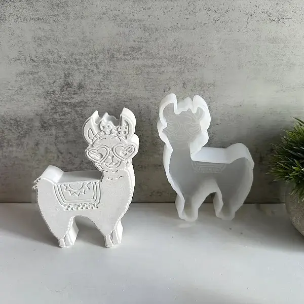 DIY Silicone Candle Molds