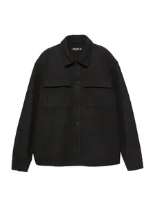 Pull&Bear Prechodná bunda  čierna