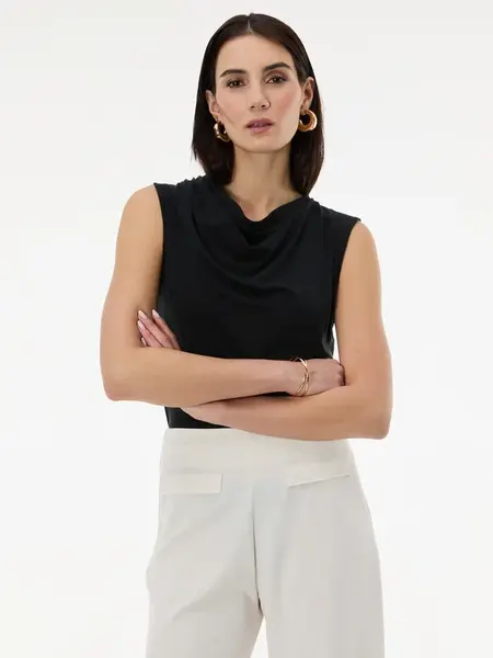 Černé dámské tílko ORSAY