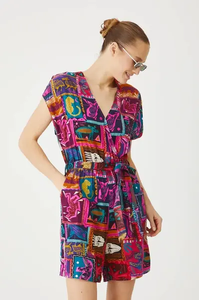 Overal Medicine více barev, s výstřihem do v