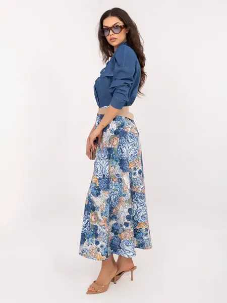 Tmavomodrá kvetinová rozšírená sukňa