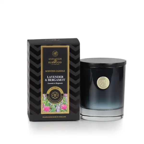 Vonná sviečka SIGNATURE - LAVENDER & BERGAMOT, 140g