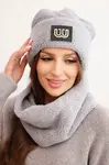 Polski Dámská polarová souprava čepice a nákrčník s ozdobnou nášivkou šedý