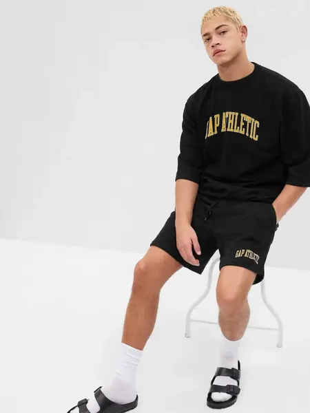 GAP Pánská Mikina s krátkým rukávem Gap Athletic 628596-05 Velikost: M