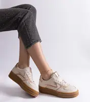 D/CEO White trainers Justar