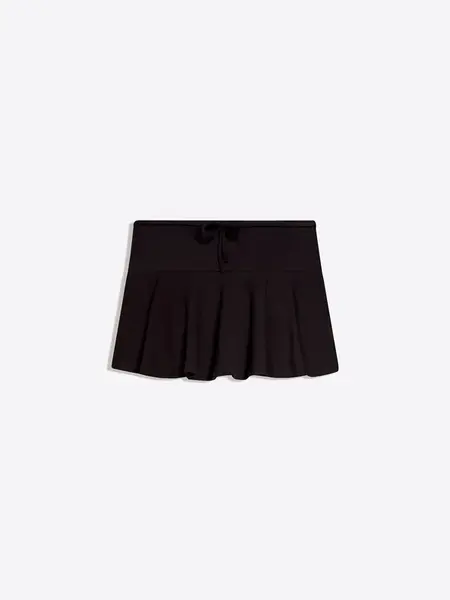 Bershka Sukňa  čierna