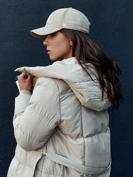 Dámsky prešívaný kabát CLOUTIQUE, béžový