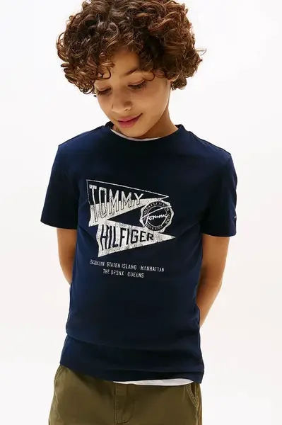 Dětské bavlněné tričko Tommy Hilfiger tmavomodrá barva, s potiskem, KB0KB09719