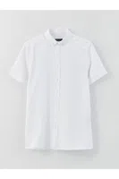 Pánská košile LC Waikiki Slim Fit s krátkým rukávem a vzorem Dobby