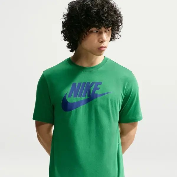 Nike Sportswear Tee XL