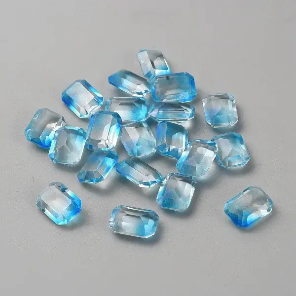 130Pcs Gradient Color Transparent Resin Cabochons
