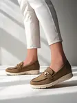 Resti Women’s flats with a decorative accent on the toe