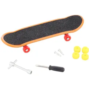 Lamps Skrutkovací skateboard