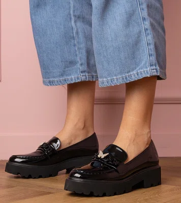 Gemre Black patent moccasins with a rhinestone butterfly Sanita