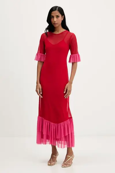 Šaty Never Fully Dressed