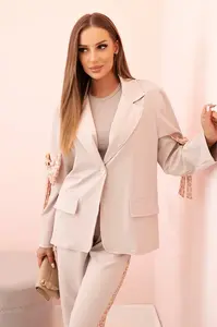 Kesi Włoski Dámsky komplet s viskózou – sako s klopami a nohavice s lampasom béžový