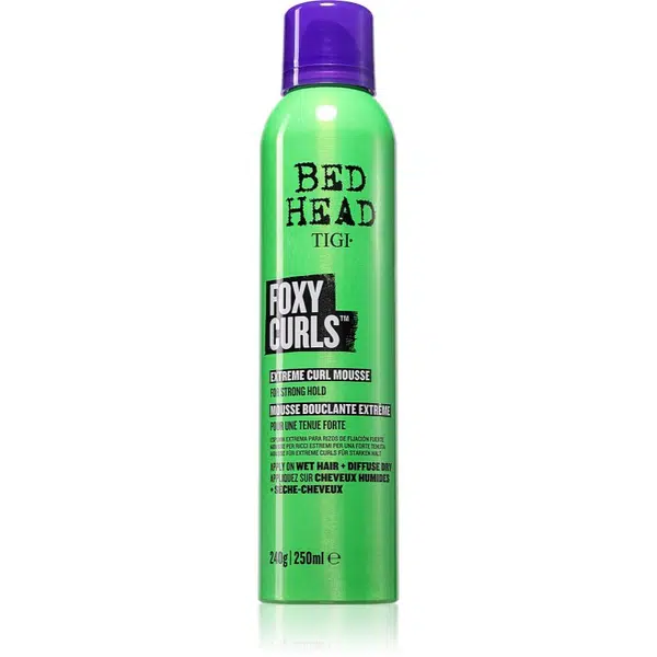 TIGI Foxy Curls Extreme Curl Mousse stylingová pena pre kučeravé vlasy 250 ml
