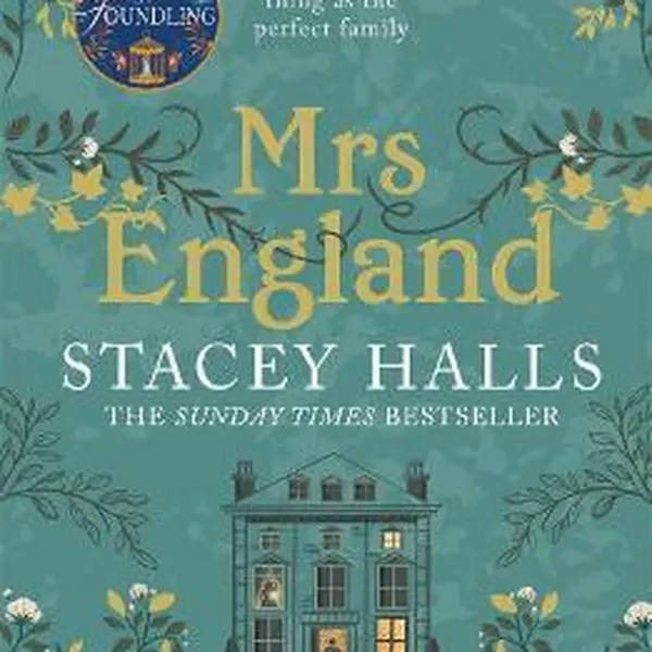 Mrs England - Stacey Hallsová