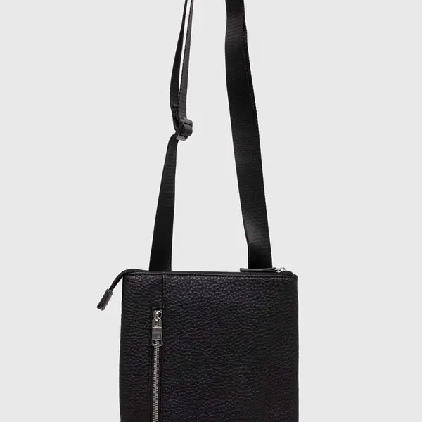 Ledvinka Armani Exchange černá barva, 952652 CC828