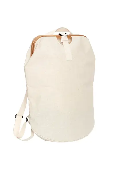 Koš na prádlo ve tvaru batohu Hübsch 41 x 25 x 65 cm