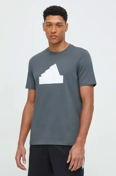 Bavlnené tričko adidas pánske, zelená farba, s potlačou, IZ1623