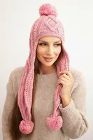 Dámska zimná čiapka s brmbolcami Kesi K448 ružová
