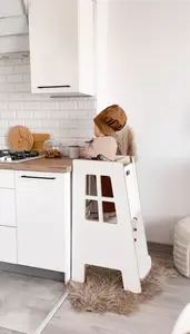 Učiaca veža montessori Safe extra biela