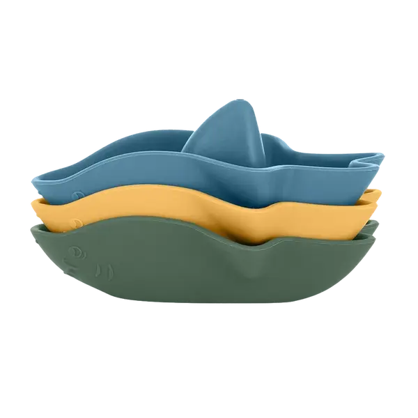 PETITE&MARS Hračky silikonové do koupele - Sharks 6m+