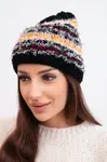 Dámská zimní čepice s dekorativními krystaly