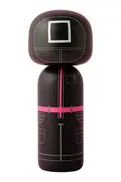 Dekorativní figurka Lucie Kaas Kokeshi x Squid Game 14,5 cm