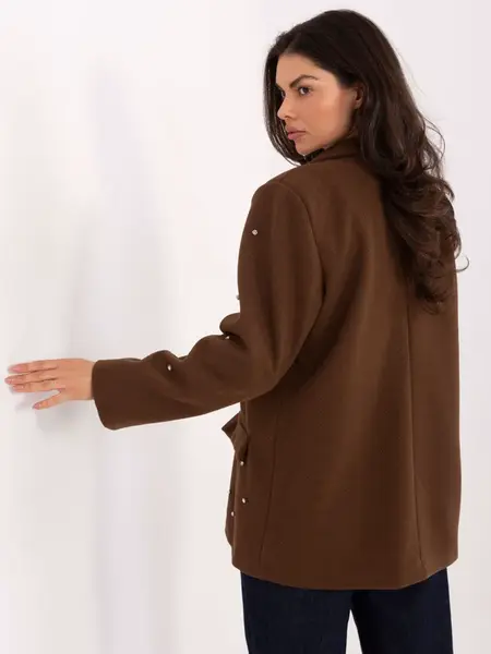 Hnědé sako s ozdobnými detaily