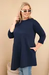 Plus size šaty z viskózy s asymetrickým lemom